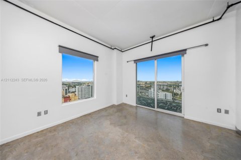 Copropriété à vendre à Miami, Floride: 2 chambres, 85.93 m2 № 2432237 - photo 16