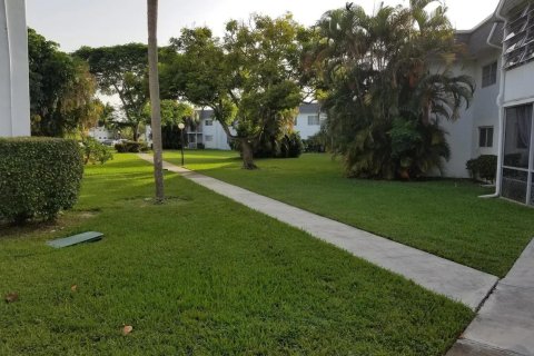 Condo in Margate, Florida, 1 bedroom № 2175454 - photo 13