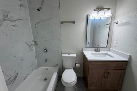Villa ou maison à louer à Kissimmee, Floride: 3 chambres, 127.74 m2 № 2386332 - photo 30