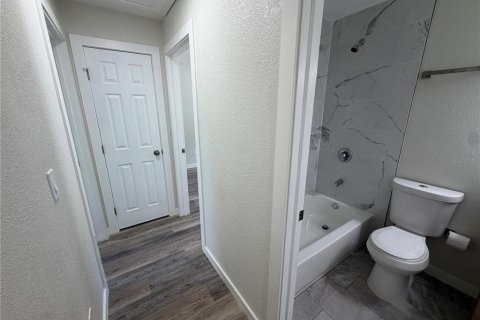 Villa ou maison à louer à Kissimmee, Floride: 3 chambres, 127.74 m2 № 2386332 - photo 23