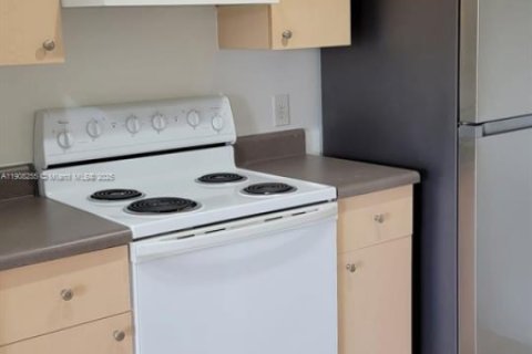 Copropriété à louer à Miramar, Floride: 1 chambre, 78.97 m2 № 1967865 - photo 11