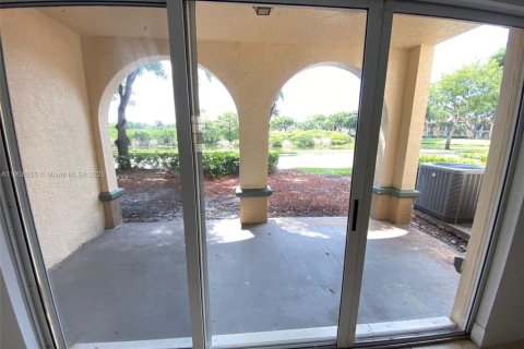 Copropriété à louer à Miramar, Floride: 1 chambre, 78.97 m2 № 1967865 - photo 13