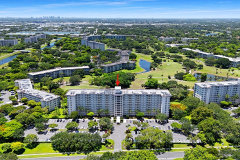 Condo à Pompano Beach, Floride, 2 chambres  № 2189326