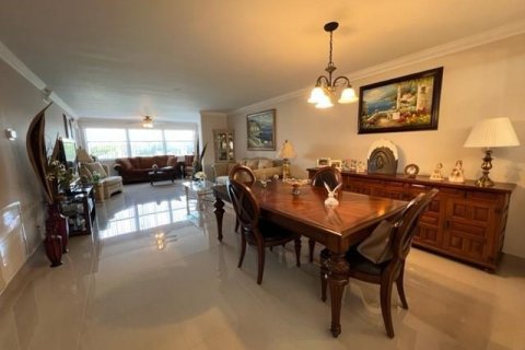 Copropriété à vendre à Sunrise, Floride: 2 chambres, 127.28 m2 № 2084832 - photo 10