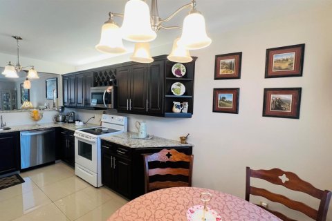 Copropriété à vendre à Sunrise, Floride: 2 chambres, 127.28 m2 № 2084832 - photo 30