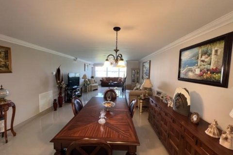 Copropriété à vendre à Sunrise, Floride: 2 chambres, 127.28 m2 № 2084832 - photo 9