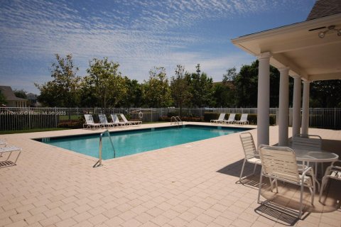 House in Jupiter, Florida 3 bedrooms, 186.55 sq.m. № 1863669 - photo 20