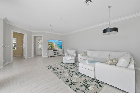 House in Jupiter, Florida 3 bedrooms, 186.55 sq.m. № 1863669 - photo 15