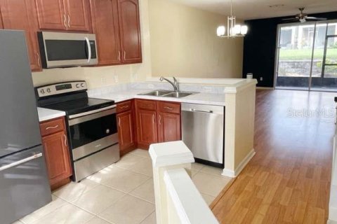 Touwnhouse à louer à Sanford, Floride: 2 chambres, 105.72 m2 № 2412686 - photo 7