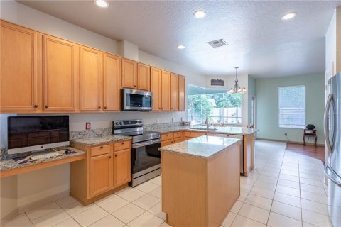 House in Oviedo, Florida 4 bedrooms, 293.2 sq.m. № 1780897 - photo 18