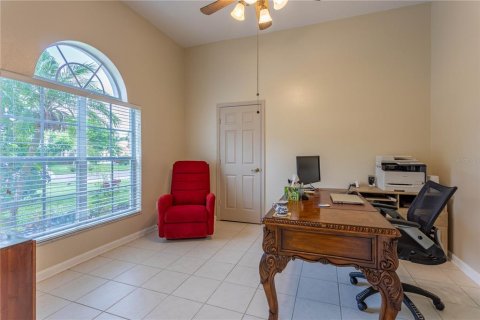 House in Oviedo, Florida 4 bedrooms, 293.2 sq.m. № 1780897 - photo 12