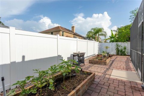 Casa en venta en Oviedo, Florida, 4 dormitorios, 293.2 m2 № 1780897 - foto 8