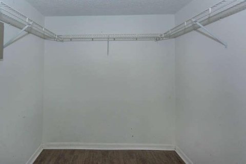 Condo in West Palm Beach, Florida, 1 bedroom  № 2250479 - photo 10