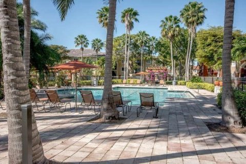 Condo in West Palm Beach, Florida, 1 bedroom  № 2250479 - photo 15