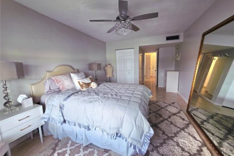 Copropriété à louer à Miami, Floride: 1 chambre, 76.64 m2 № 2065375 - photo 7