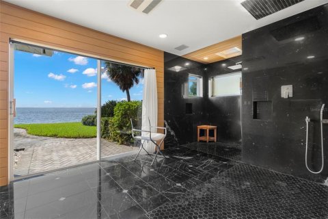 Casa en venta en Saint Petersburg, Florida, 3 dormitorios, 312.15 m2 № 1336680 - foto 24