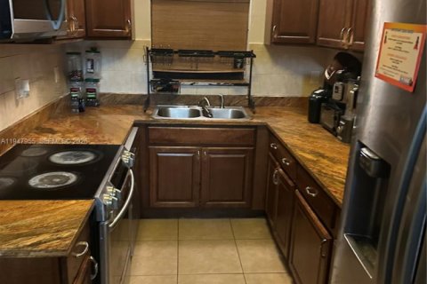 Купить виллу или дом в Холливуд, Флорида 3 спальни, 146.6м2, № 2004040 - фото 8