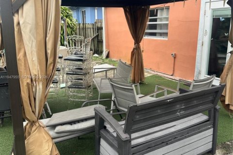 Купить виллу или дом в Холливуд, Флорида 3 спальни, 146.6м2, № 2004040 - фото 13