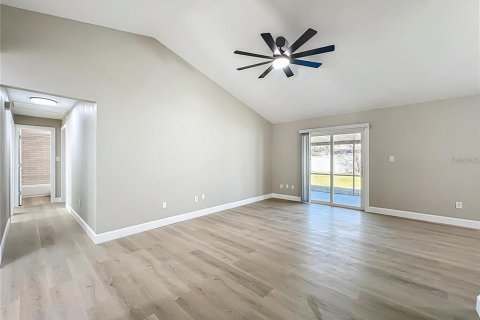 Villa ou maison à vendre à Orlando, Floride: 3 chambres, 126.9 m2 № 2411646 - photo 17