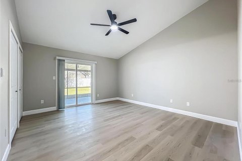 Villa ou maison à vendre à Orlando, Floride: 3 chambres, 126.9 m2 № 2411646 - photo 18
