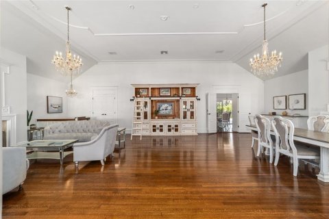 House in Ocala, Florida 5 bedrooms, 579.15 sq.m. № 1812513 - photo 6