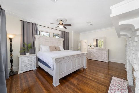 House in Ocala, Florida 5 bedrooms, 579.15 sq.m. № 1812513 - photo 18