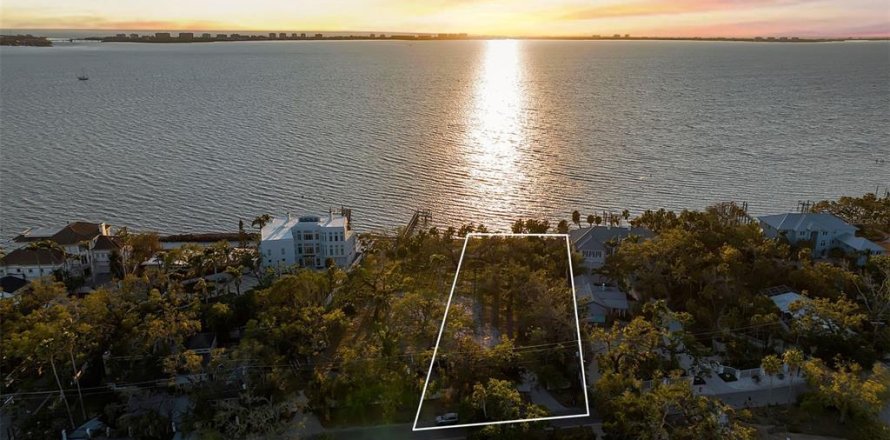Land in Sarasota, Florida № 1818803