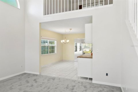House in Palm Coast, Florida 3 bedrooms, 240.99 sq.m. № 1591364 - photo 15