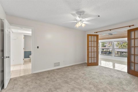 House in Palm Coast, Florida 3 bedrooms, 240.99 sq.m. № 1591364 - photo 26