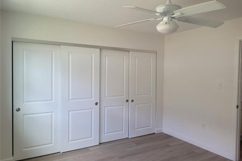 Condominio en alquiler en Treasure Island, Florida, 1 dormitorio, 53.88 m2 № 1835954 - foto 13
