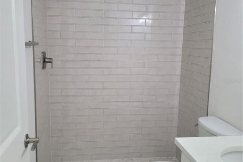 Condominio en alquiler en Treasure Island, Florida, 1 dormitorio, 53.88 m2 № 1835954 - foto 14