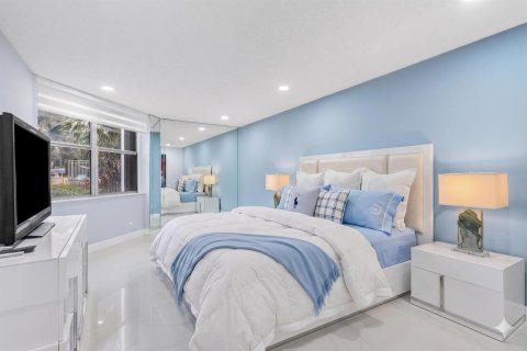 Condo in Riviera Beach, Florida, 2 bedrooms  № 2251506 - photo 30