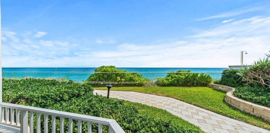 Condo in Riviera Beach, Florida, 2 bedrooms  № 2251506