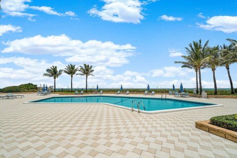 Condo in Riviera Beach, Florida, 2 bedrooms  № 2251506 - photo 21