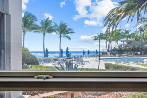 Condo in Riviera Beach, Florida, 2 bedrooms  № 2251506 - photo 17