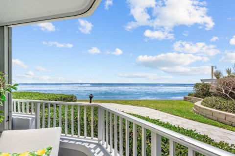 Condo in Riviera Beach, Florida, 2 bedrooms  № 2251506 - photo 3