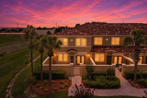 Touwnhouse à Davenport, Floride 4 chambres, 149.02 m2 № 2117352
