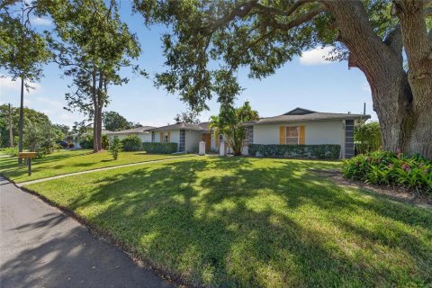 House in Lakeland, Florida 3 bedrooms, 180.32 sq.m. № 2236109 - photo 3
