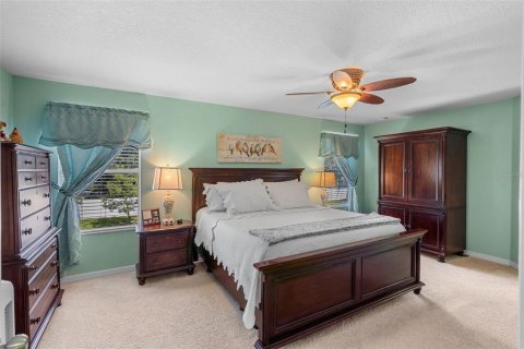 Casa en venta en Mount Dora, Florida, 4 dormitorios, 229.84 m2 № 1885098 - foto 27