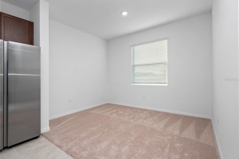 Casa en venta en Haines City, Florida, 4 dormitorios, 168.99 m2 № 2234932 - foto 4