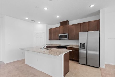 Casa en venta en Haines City, Florida, 4 dormitorios, 168.99 m2 № 2234932 - foto 3
