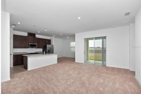 Casa en venta en Haines City, Florida, 4 dormitorios, 168.99 m2 № 2234932 - foto 9