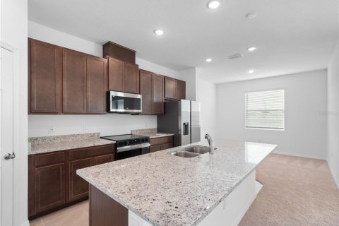 Casa en venta en Haines City, Florida, 4 dormitorios, 168.99 m2 № 2234932 - foto 7