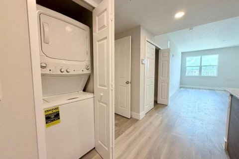 Appartement à louer à Orlando, Floride: 2 chambres, 94.95 m2 № 2425456 - photo 8