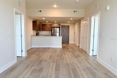 Appartement à louer à Orlando, Floride: 2 chambres, 94.95 m2 № 2425456 - photo 2