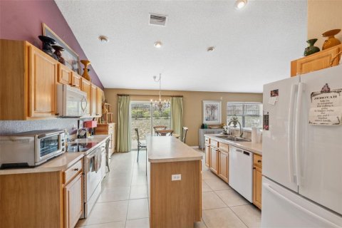 Casa en venta en Spring Hill, Florida, 3 dormitorios, 181.62 m2 № 1778051 - foto 12