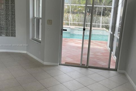 Villa ou maison à louer à Miramar, Floride: 4 chambres, 210.24 m2 № 1997657 - photo 17