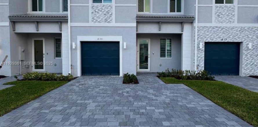 Touwnhouse à Homestead, Floride 3 chambres № 1987622