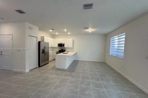 Touwnhouse à louer à Homestead, Floride: 3 chambres № 1987622 - photo 10