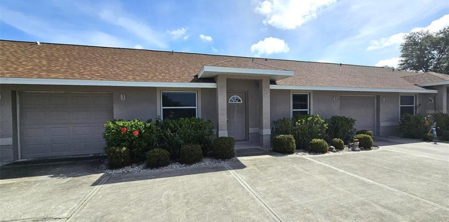 Condo in Rotonda, Florida, 2 bedrooms  № 2103569